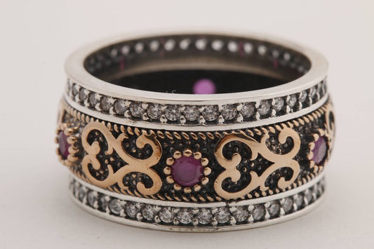 Beautiful Ring with Unique Style