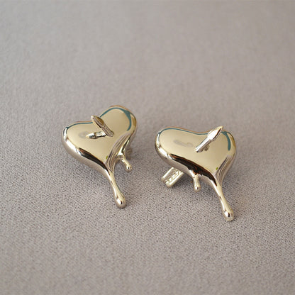 Elegant Silver Earring for Every Occasion