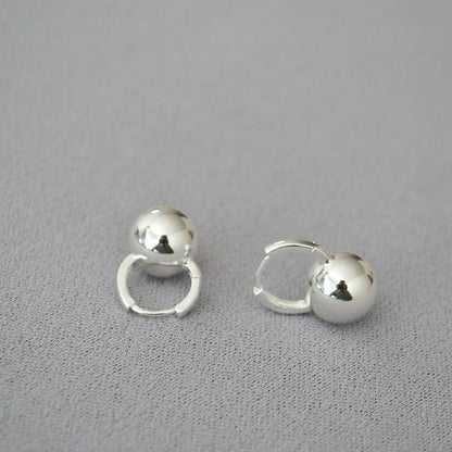 Elegant Gold Earring for Every Occasion