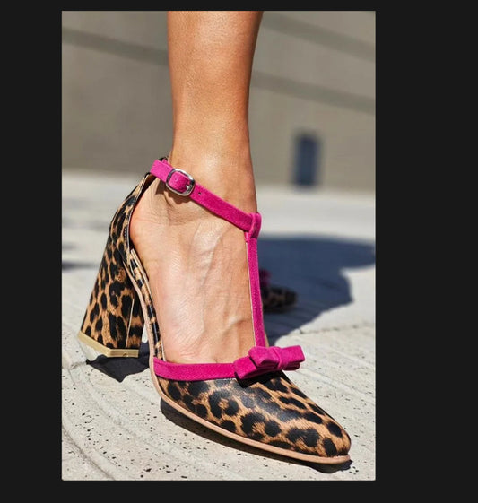 Graceful Orthopedic Shoes for Modern Look