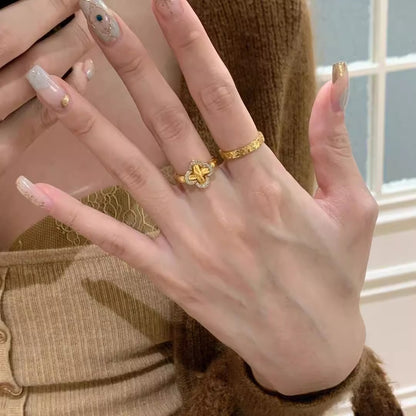 Charming Gold Ring for Any Occasion