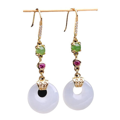 Charming Silver Earring for Any Occasion