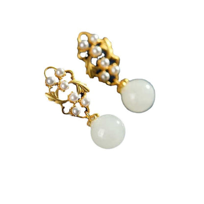 Beautiful Silver Earring with Unique Style