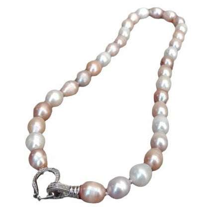 Romantic Pearl Necklace for Special Moments