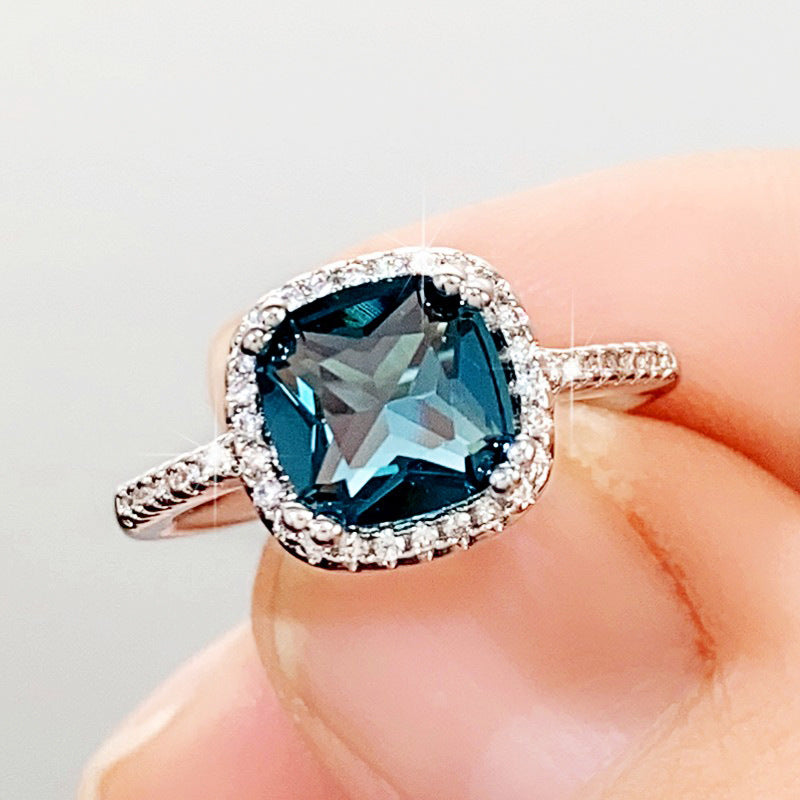 Classic Ring with Timeless Appeal