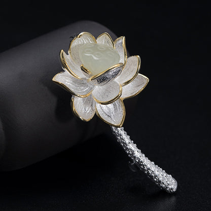 Charming Gold Earring for Any Occasion