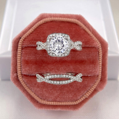 Beautiful Set with Unique Style