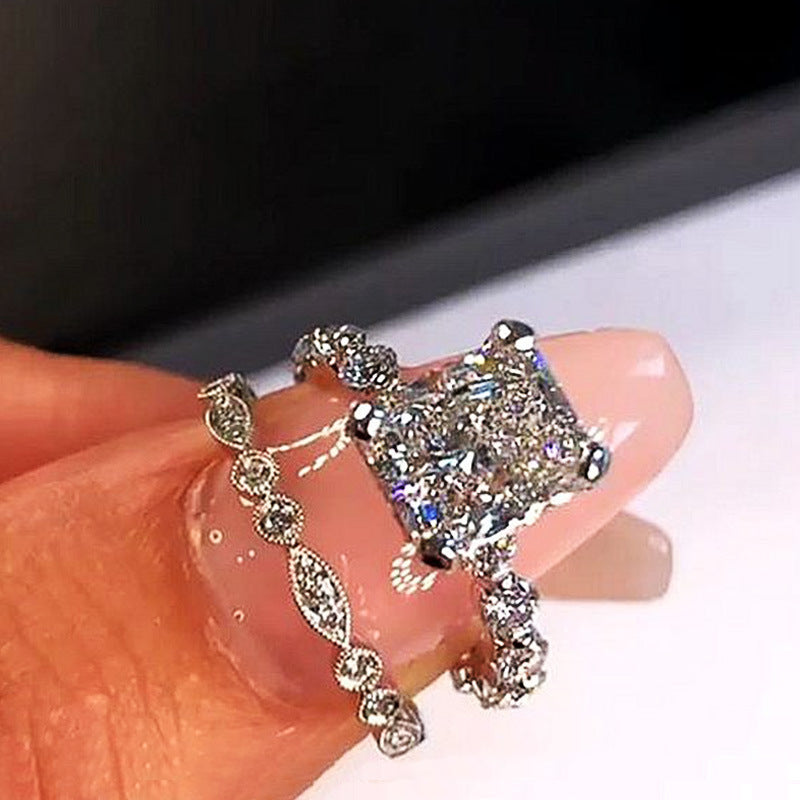 Beautiful Ring with Unique Style
