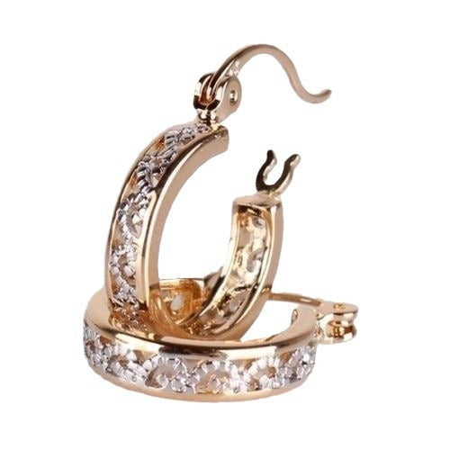 Stunning Gold Earring for Daily Wear
