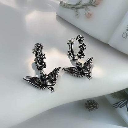 Charming Earring for Any Occasion