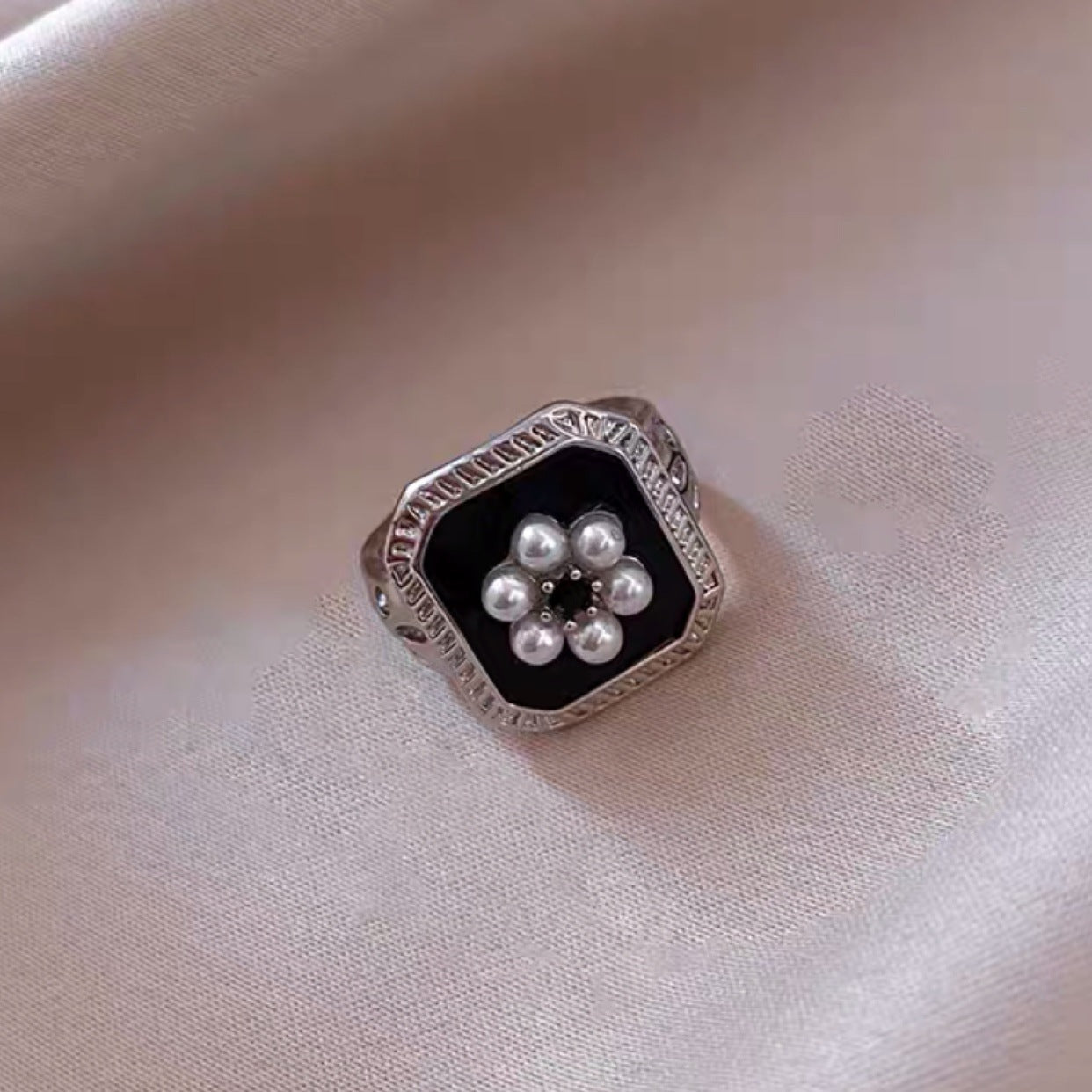 Stunning Pearl Ring for Daily Wear