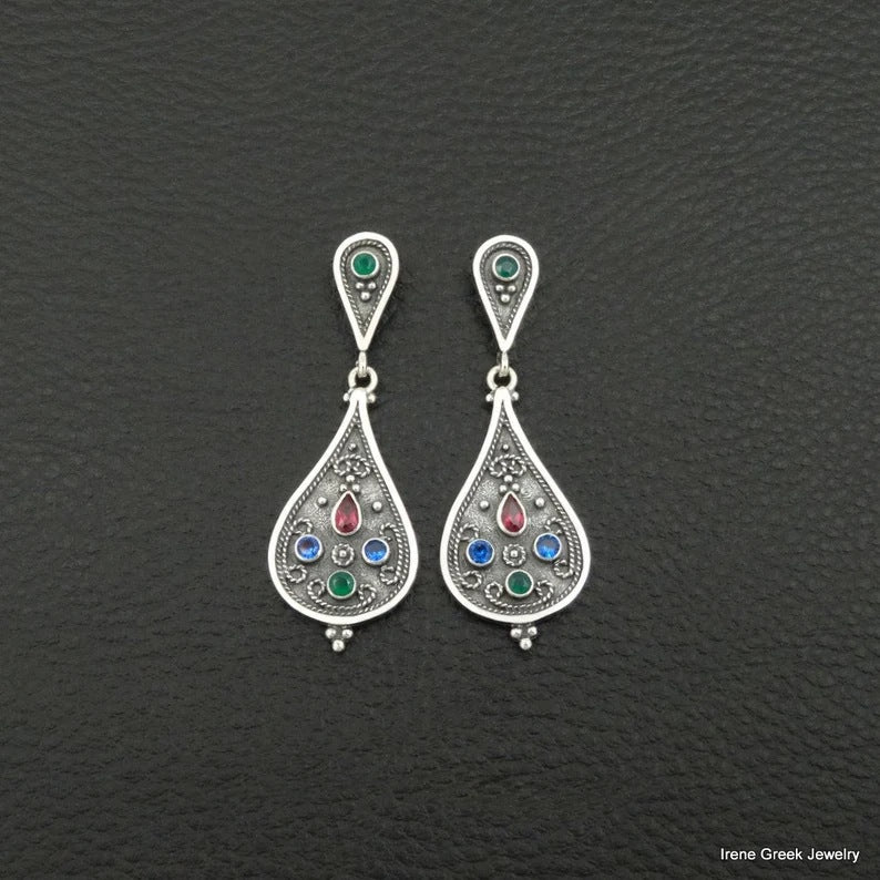 Charming Earring for Any Occasion