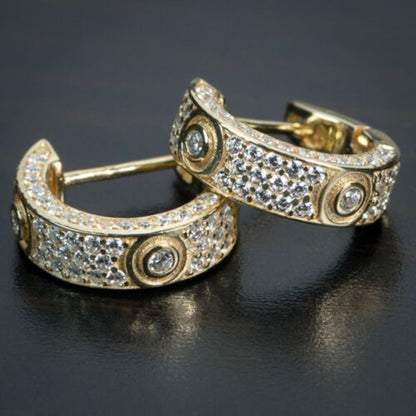 Classic Earring with Timeless Appeal