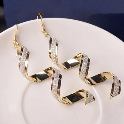 Classic Earring with Timeless Appeal