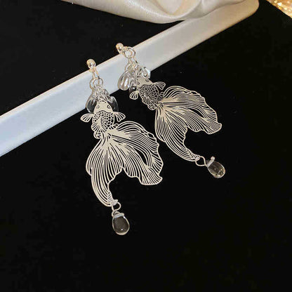 Classic Silver Earring with Timeless Appeal