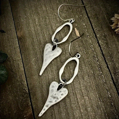 Charming Piece for Any Occasion