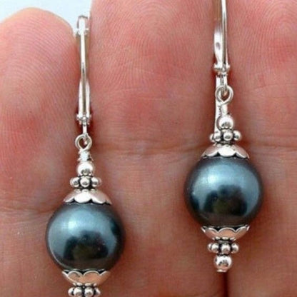 Stunning Pearl Earring for Daily Wear