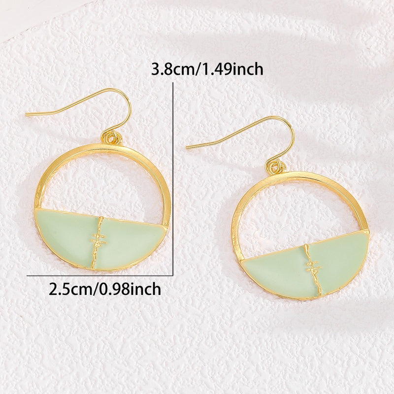 Charming Earring for Any Occasion