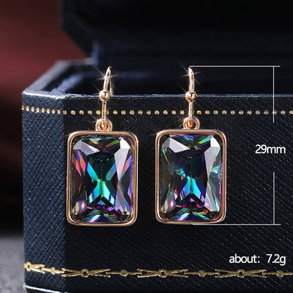 Charming Earring for Any Occasion