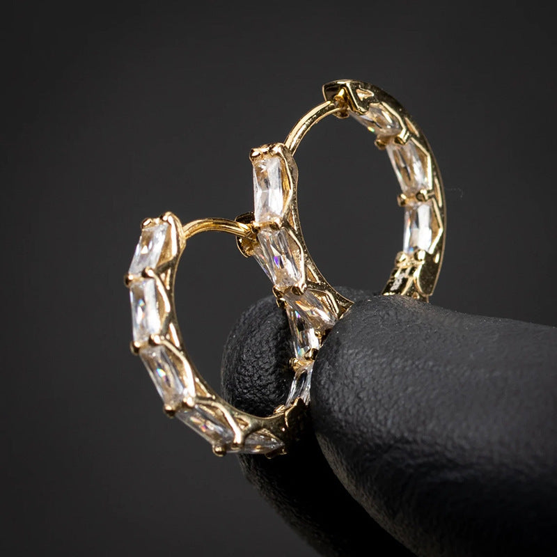 Charming Earring for Any Occasion