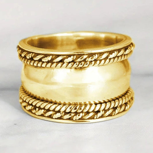 Classic Ring with Timeless Appeal
