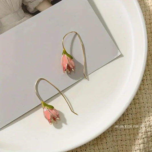 Charming Earring for Any Occasion
