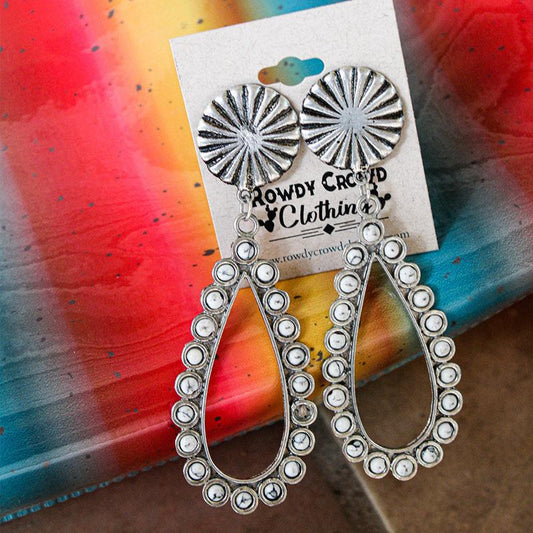 Charming Earring for Any Occasion