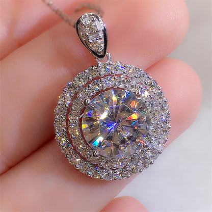 Beautiful Gold Necklace with Unique Style
