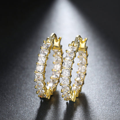 Elegant Gold Earring for Every Occasion