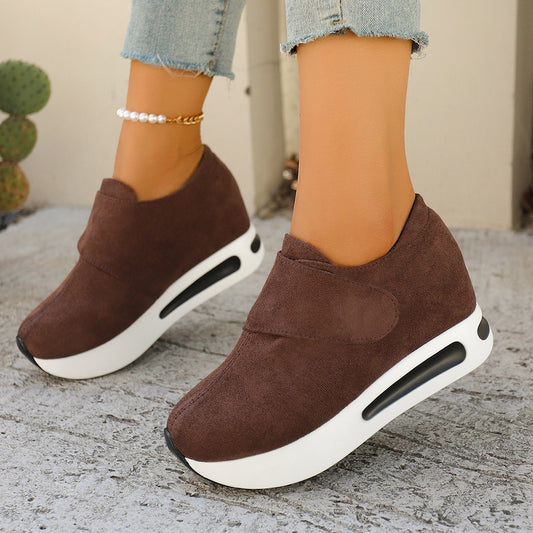 Graceful Orthopedic Shoes for Modern Look