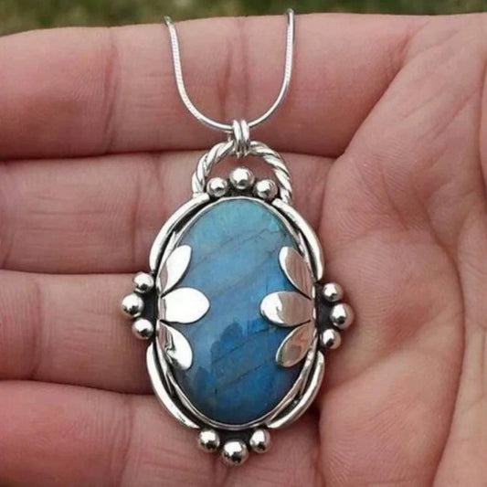 Classic Pendant with Timeless Appeal