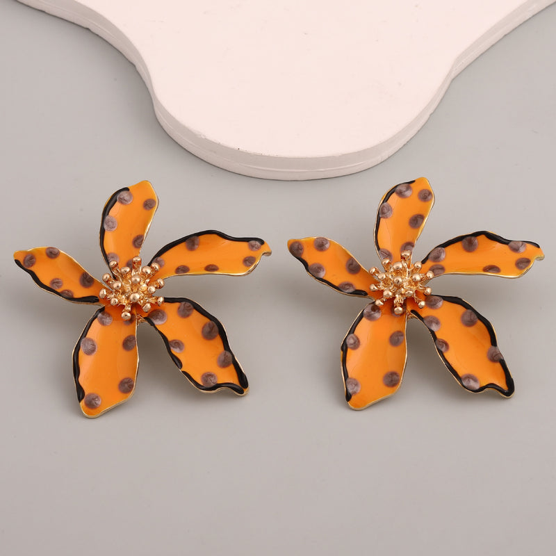 Stunning Earring for Daily Wear