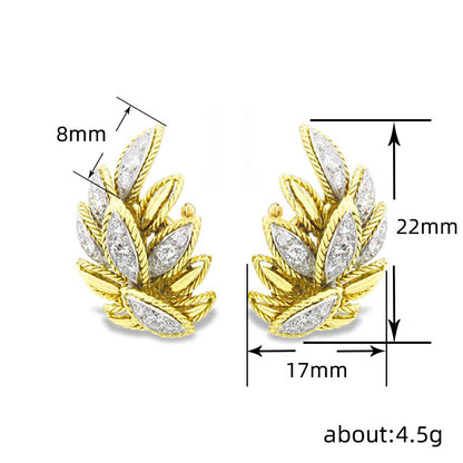 Romantic Earring for Special Moments