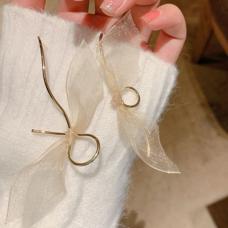Classic Earring with Timeless Appeal
