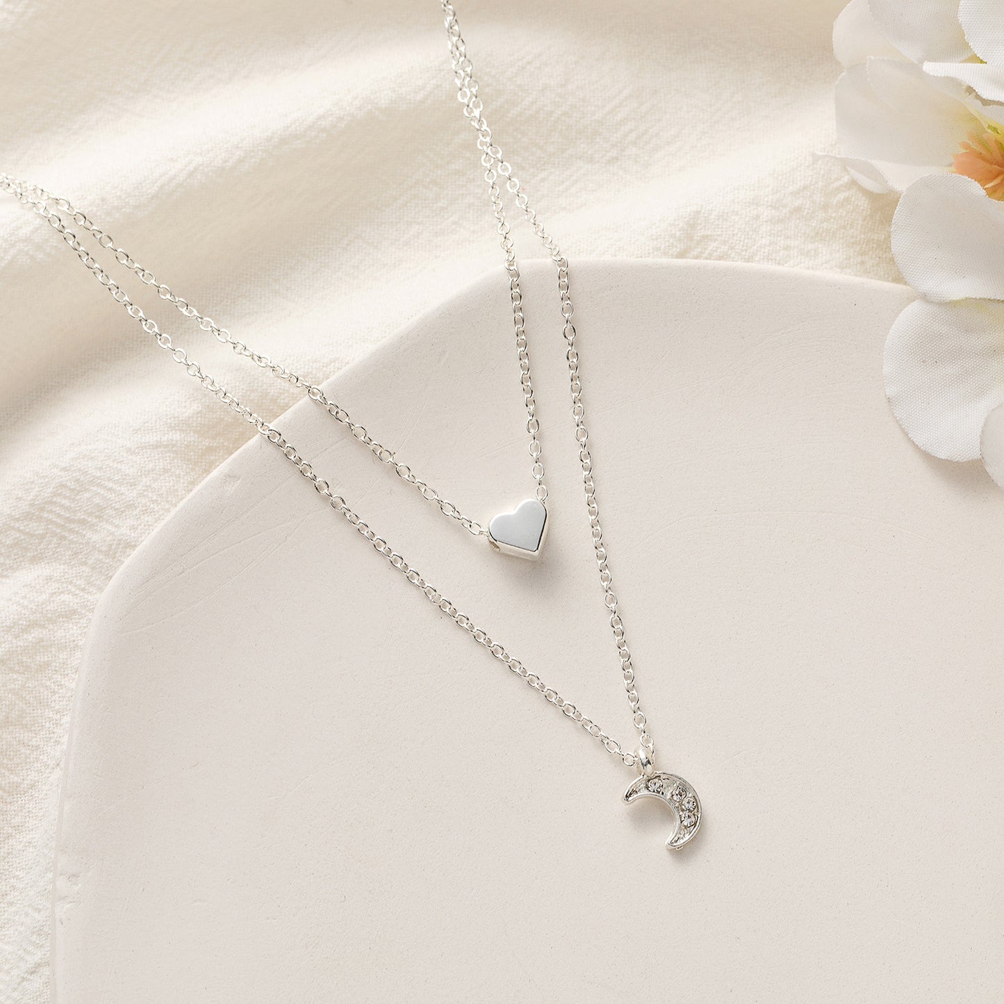Romantic Necklace for Special Moments