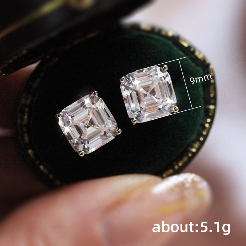 Stunning Earring for Daily Wear
