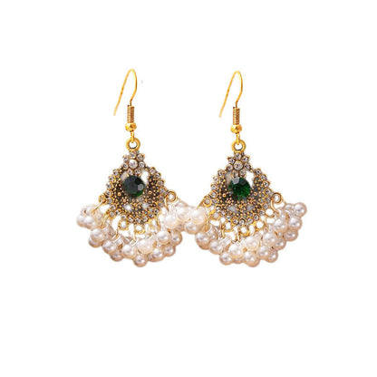Romantic Pearl Earring for Special Moments