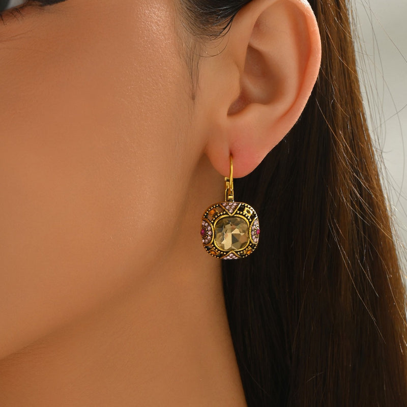 Stunning Earring for Daily Wear