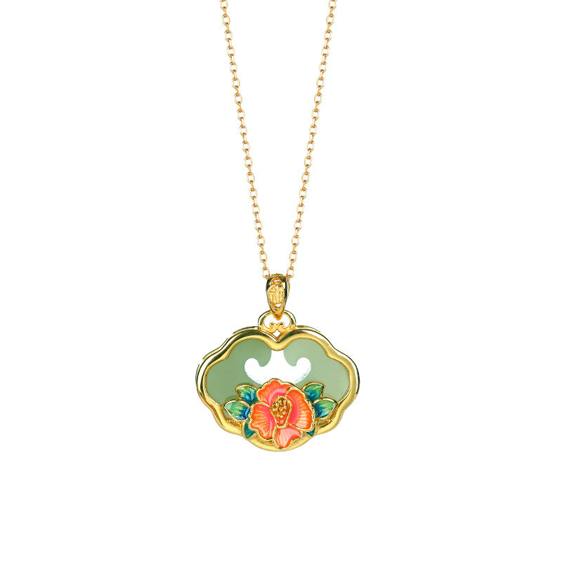 Beautiful Gold Necklace with Unique Style