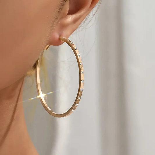 Classic Earring with Timeless Appeal