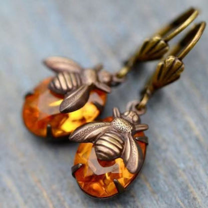 Charming Earring for Any Occasion