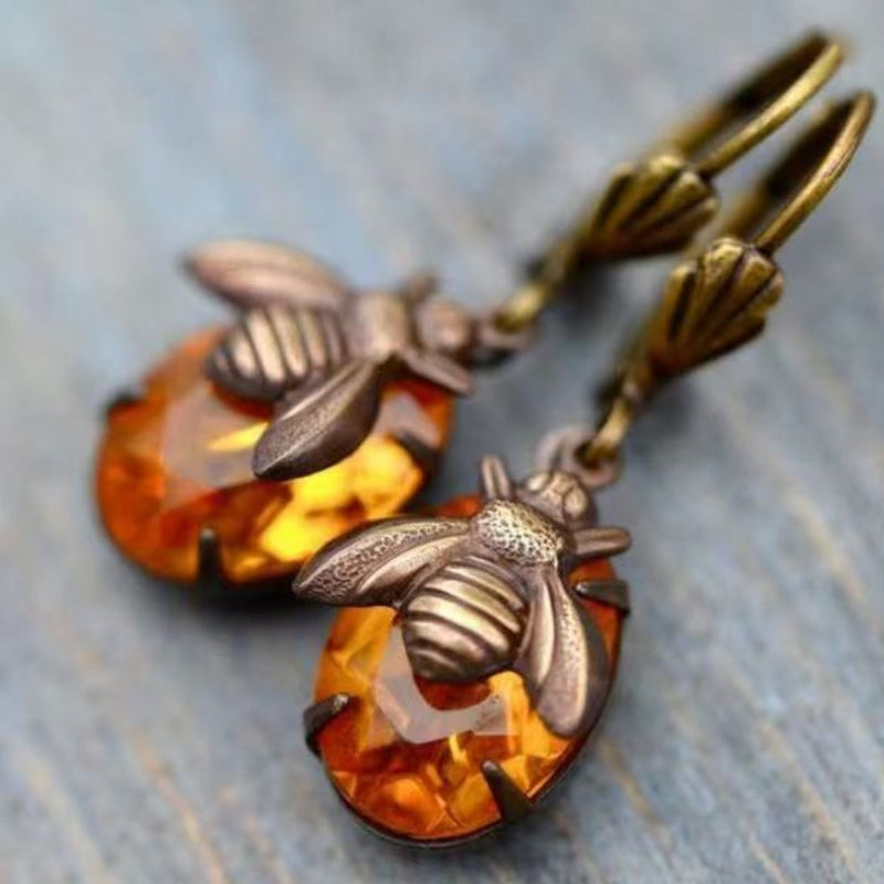 Charming Earring for Any Occasion