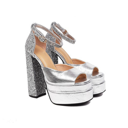 Graceful Orthopedic Sandals for Modern Look