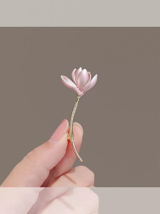 Charming Piece for Any Occasion
