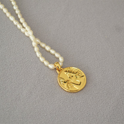 Elegant Gold Necklace for Every Occasion