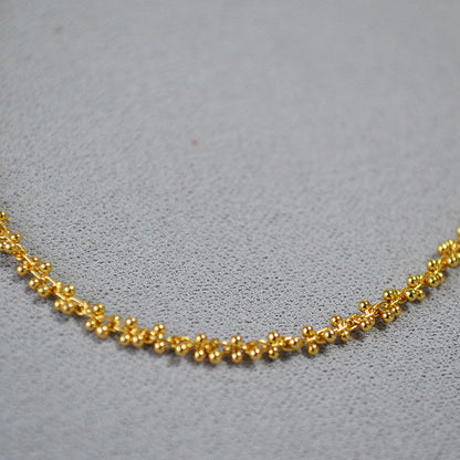 Romantic Gold Necklace for Special Moments