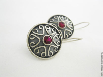 Romantic Silver Earring for Special Moments