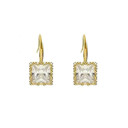 Classic Earring with Timeless Appeal