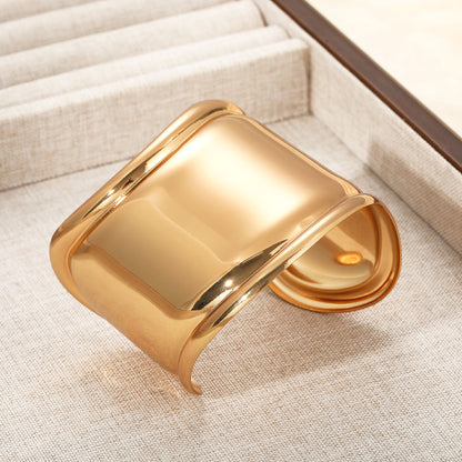 Elegant Piece for Every Occasion