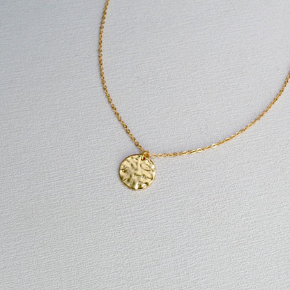 Stunning Gold Necklace for Daily Wear